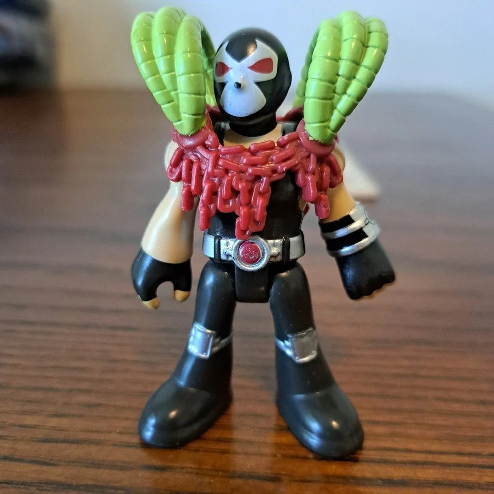 Fisher Price Imaginext DC Super Friends Bane Action Figure with Venom Tank